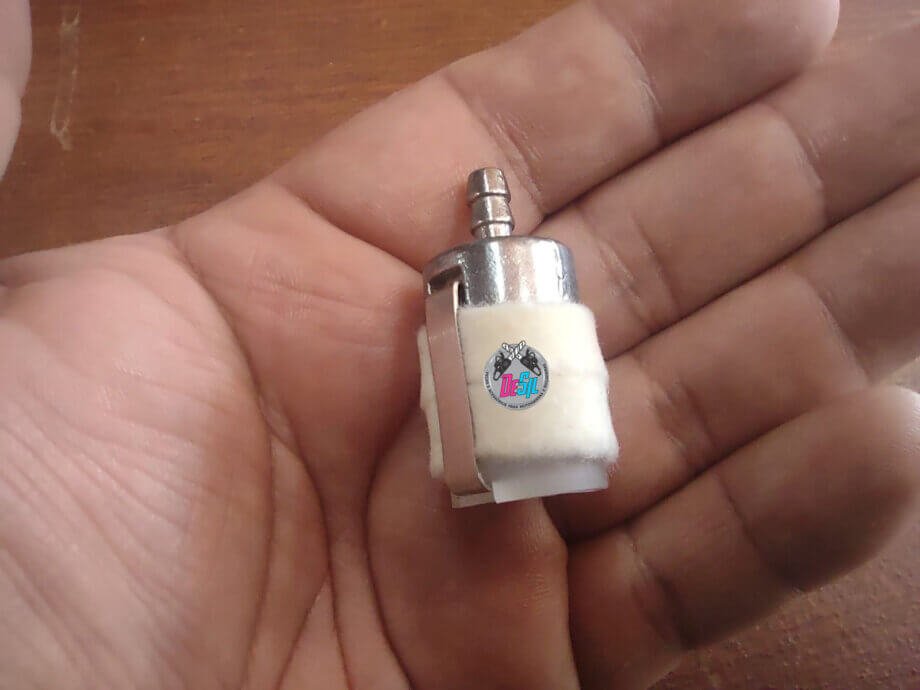 Cabeçote de Aspiração / Filtro de Combustível para Motosserra e Roçadeira